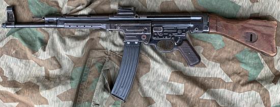 Rare Deactivated MP43/1 WW2 German STG assault rifle