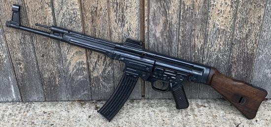 Rare Deactivated WW2 German MP43 Assault Rifle