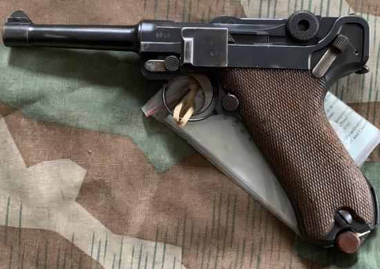 Deactivated WW1 1918 P.08 Luger