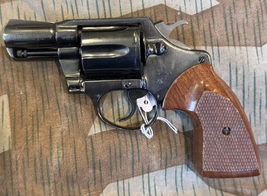 Deactivated Colt .38 Detective Special revolver