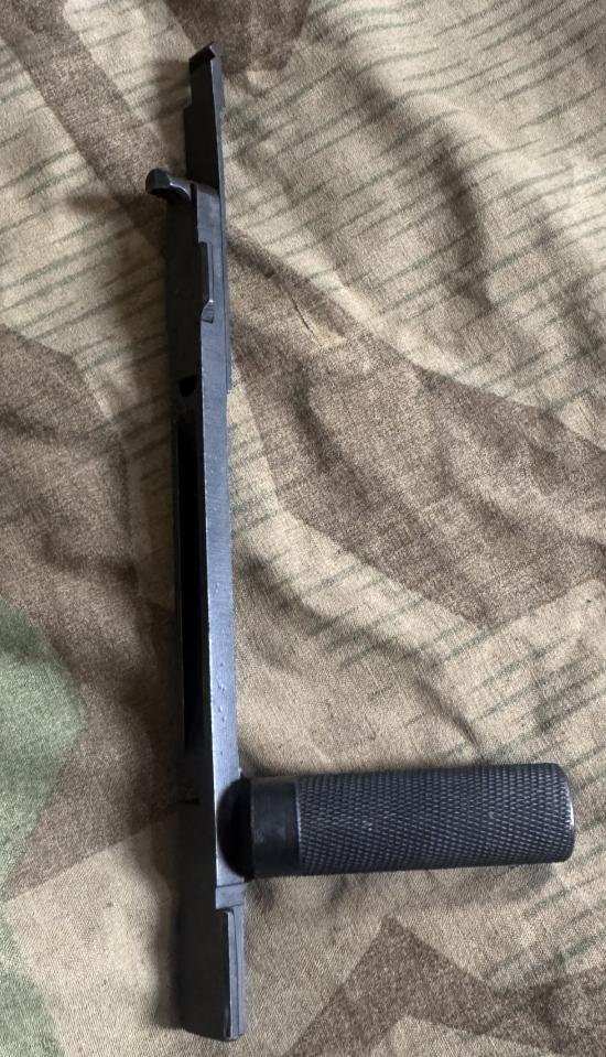 MG34 Cocking handle